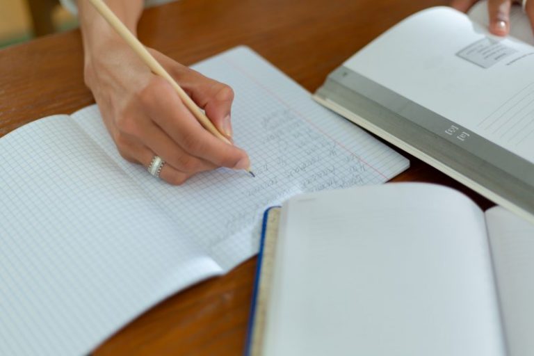 4+ Contoh Surat Lamaran Kerja Satpam Berbagai Instansi